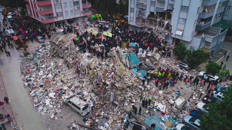 Depremde 96 Kişinin Hayatını Kaybettiği Apartman Davasında Müteahhit 'Olursa Olsun' Dedi