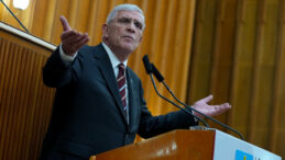 Dervişoğlu'ndan 'orta direkli' merkez sağ mesajı