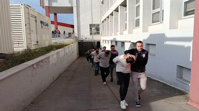 Dolandırıcılık Operasyonu: 24 Kişi Tutuklandı