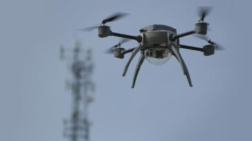 Dron Hareketliliği &Uuml;lkede Siyasi Kriz Yarattı