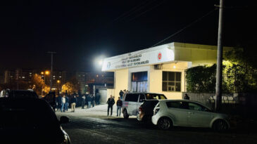 D&uuml;ğ&uuml;n &Ccedil;ıkışında Silahlı Kavga: 1 &Ouml;l&uuml;, 1 Yaralı