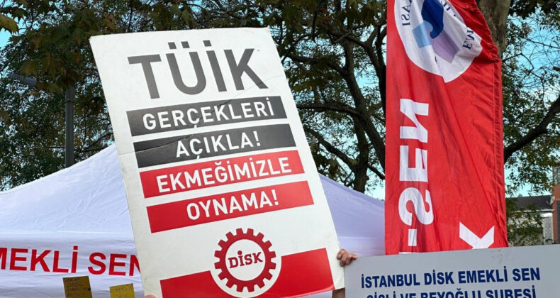 Emekliler 'Ge&ccedil;inemiyoruz' Diyerek &Ccedil;adır Kurdu: '80 Yaşındayım, İş Bulsam &Ccedil;alışırım'