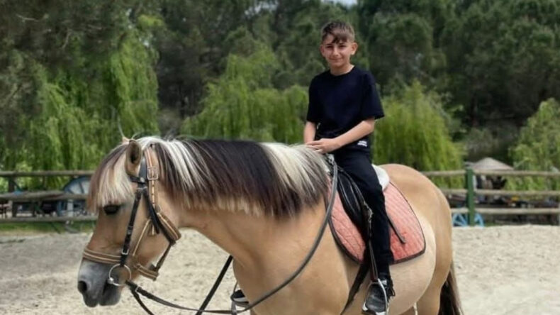 En son tavuk d&ouml;ner yemişti: Restoran ruhsatsız &ccedil;ıktı!