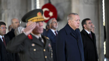 Erdoğan: Değerlerimizin &ouml;rselenmesine tolerans g&ouml;steremeyiz