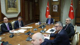 Erdoğan, Ukrayna konusunda G&ouml;n&uuml;ll&uuml;ler Koalisyonu Liderler Zirvesi'ne katıldı