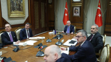 Erdoğan, Ukrayna konusunda G&ouml;n&uuml;ll&uuml;ler Koalisyonu Liderler Zirvesi'ne katıldı