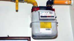 Eşinin ve &ccedil;ocuklarının oturduğu evde gazı kestiren kocaya hapis cezası