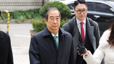 Eski Başbakana 15 Yıl Hapis İstendi