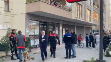 Eski Eşini &Ccedil;alıştığı Markette Bı&ccedil;akladı