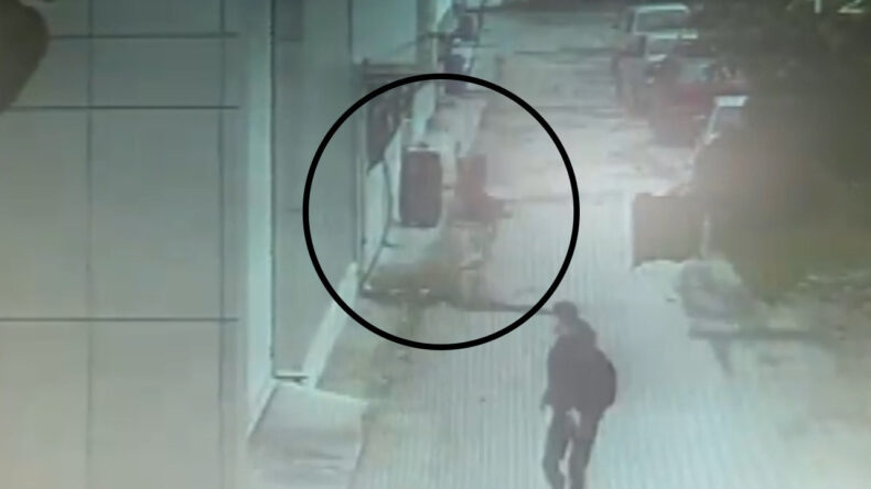 Eve Taş Atan Oğlunu Uyarırken Düşerek Yaralandı