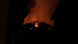 Evi Bir Anda Alevler Sardı