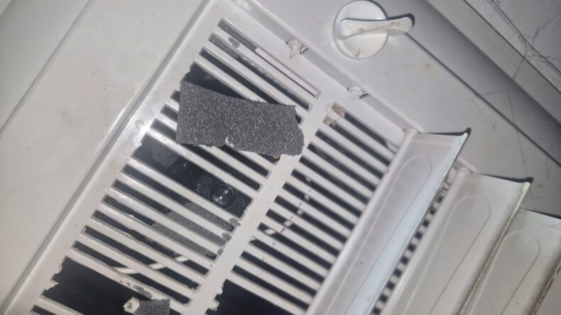 Fabrikanın Kadınlar Tuvaletinde Gizli Kamera Tespit Edildi