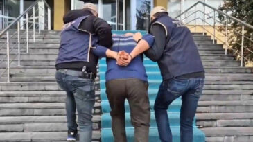 FET&Ouml; &Uuml;yesi ByLock ve F Dolarıyla Yakalandı