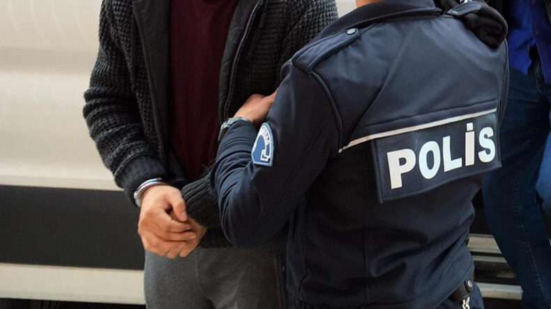 FET&Ouml;'den Aranan İhra&ccedil; &Ouml;ğretmen Yakayı Ele Verdi