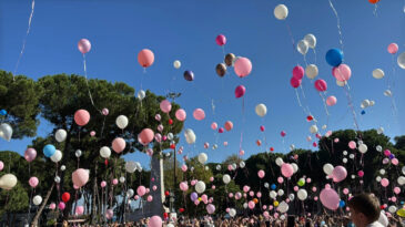 G&ouml;k&ccedil;e İ&ccedil;in Balonlar U&ccedil;uruldu
