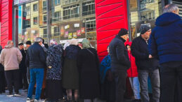 G&uuml;neş Doğmadan Kuyruğa Giriliyor: 200 TL İ&ccedil;in Her Şey Cepte Kalacak