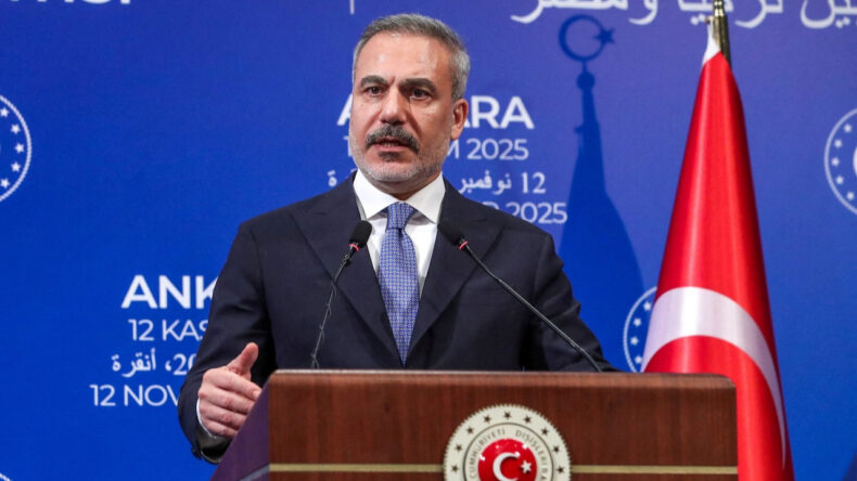 Hakan Fidan, Almanya'ya gidiyor