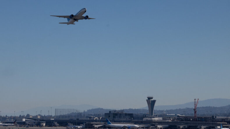 Hava Trafiği Felç Oldu, Uçaklar Kalkamıyor