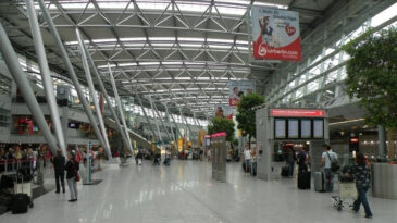 Havalimanındaki Eylem Sonrası B&uuml;y&uuml;k Cezalar