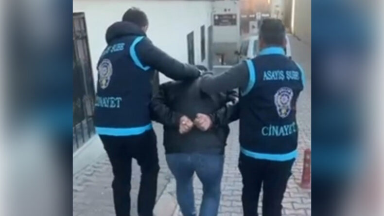 Husumetlisini Vurmak İsterken Başkasını Yaraladı