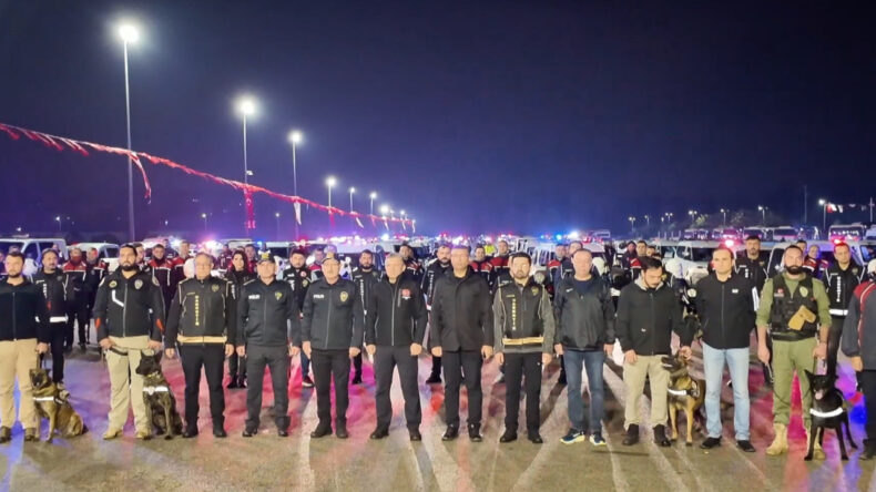 İ&ccedil;işleri Bakanı Duyurdu: 400'den Fazla Adres Baskınında Ele Ge&ccedil;irildi