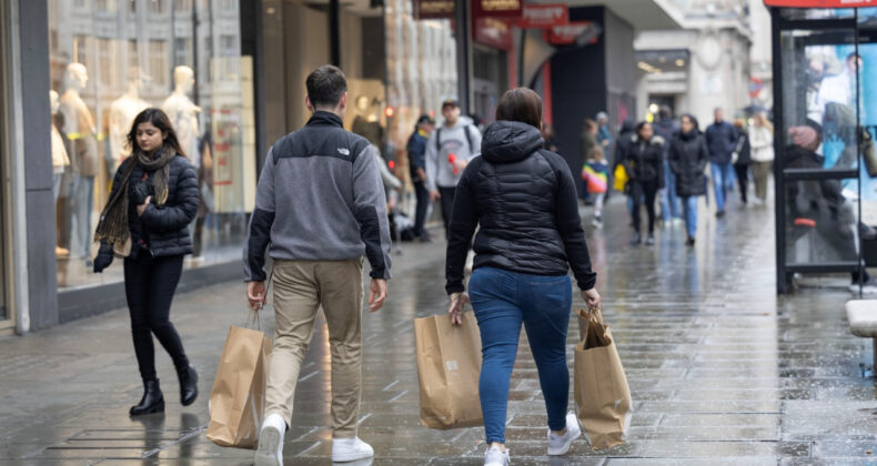İngiltere'de Perakende Satışlar Ekimde Geriledi