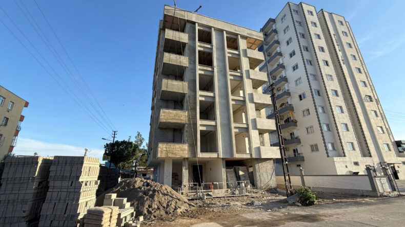 Inşaatın 4. Katından Düşen İşçi Hayatını Kaybetti