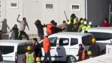 İnşaatta İş&ccedil;iler Arasında Taşlı ve Sopalı Kavga &Ccedil;ıktı