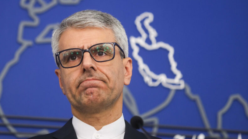 İran: Trump M&uuml;zakere Konusunda Gerekli Ciddiyete Sahip Değil