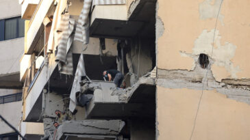 İsrail, Beyrut&rsquo;u Vurdu