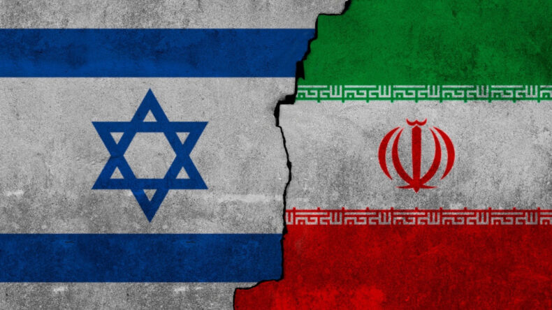 İsrailli Yetkili: Trump Gitmeden İran'da Rejimi Değiştirmeliyiz