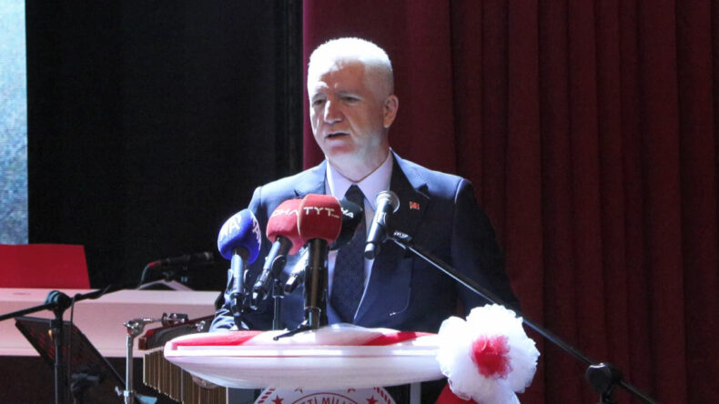 İstanbul Valisi Gül: Öğretmen İhtiyacımız Neredeyse Yok