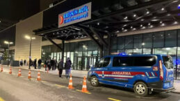 İzmir'de Bir Kişi Eşini &Ouml;ld&uuml;rd&uuml;, Ardından İntihar Etti