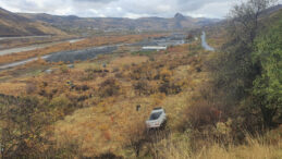 Kamyonet Şarampole U&ccedil;tu