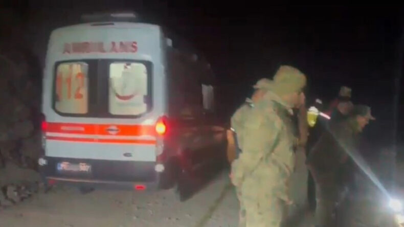 Kamyonun Devrilmesi Sonucu 1 Kişi Hayatını Kaybetti