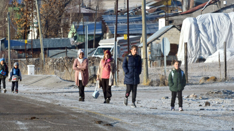 Kars'ta Soğuk Hava Etkili Oldu