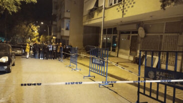 Kartal'da Bina Kolonlarında &Ccedil;atlaklar Tespit Edildi: Tahliye Ger&ccedil;ekleştirildi