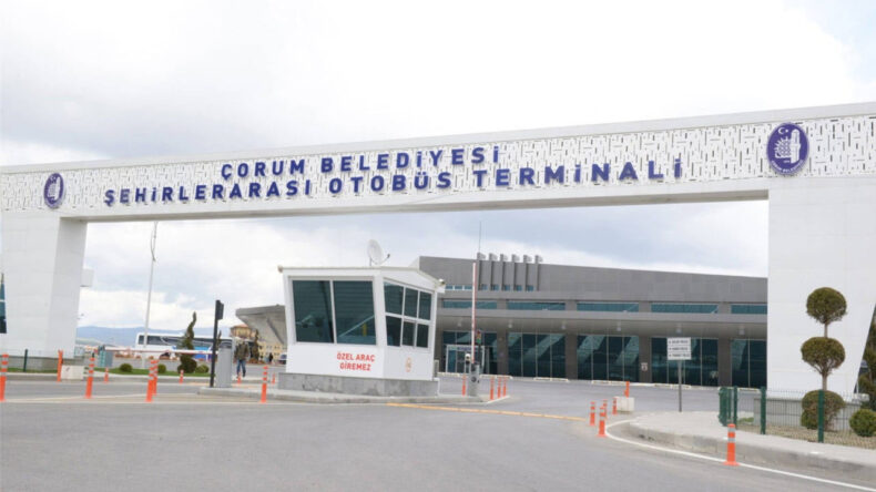 Kayıtları Silerek Yüz Binlerce Lira Elde Etti