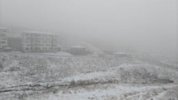 Kayseri&rsquo;nin y&uuml;ksek kesimlerine kar yağdı