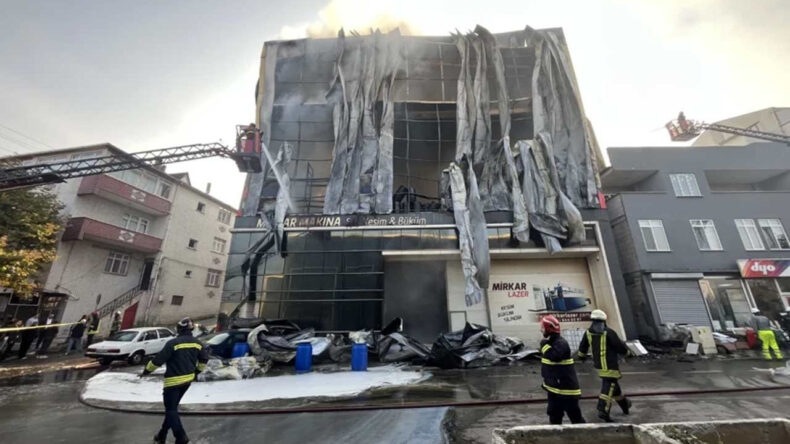 Kocaeli'de Kozmetik Fabrikasında Çıkan Yangında Ölü Sayısı 7'ye Çıktı