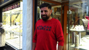 Kuyumcu Yanlışlıkla Fazla &Ouml;deme Yaptı, Vatandaş İade Etti