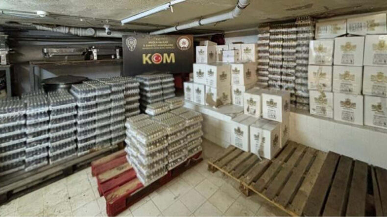 Litrelik Kaçak İçecek Operasyonu: 3 Tutuklama