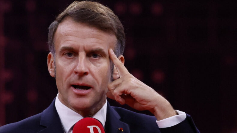 Macron: Sosyal Medyayı 15 Yaş Altına Yasaklamak İçin Çalışmalar Yapıyoruz