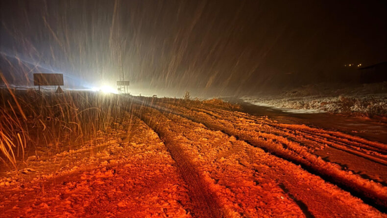Malatya'da Mahsur Kalan Yolcular Kurtarıldı