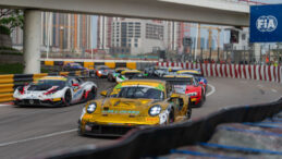 Milli otomobil sporcusu Ayhancan G&uuml;ven, yarışı tamamlayamadı