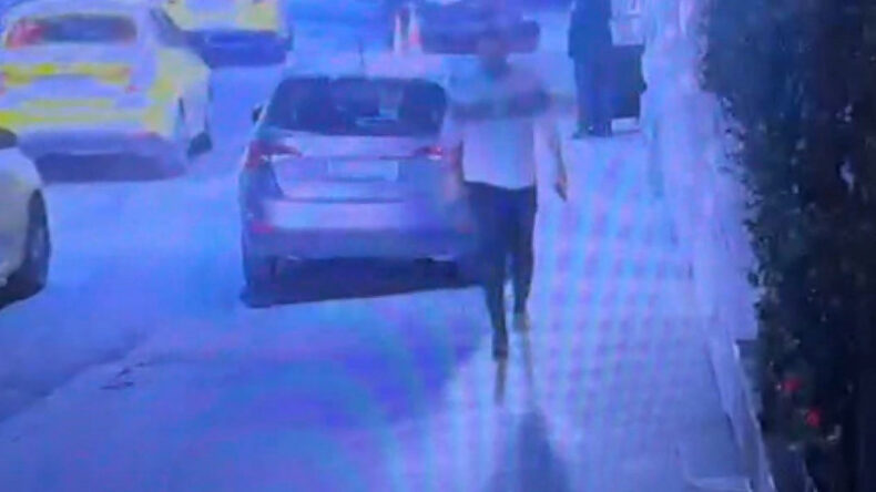 Motosiklet&ccedil;ilere Kızıp Gecenin Ortasında Havaya Rastgele Ateş Etti