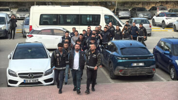 Muğla Merkezli Su&ccedil; &Ouml;rg&uuml;t&uuml;ne Y&ouml;nelik Operasyon: 7 İlde 10 G&ouml;zaltı