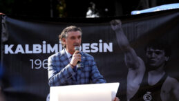 Naim S&uuml;leymanoğlu Kabri Başında Anıldı