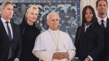 Naomi Campbell, Papa 14. Leo'yu Ziyaret Etti