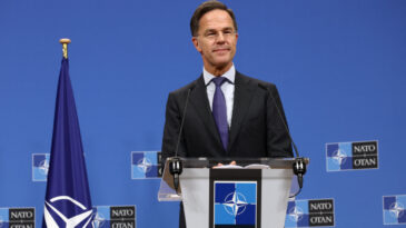 NATO'dan Dikkat &Ccedil;eken Uyarı: Rus F&uuml;zeleri 5 Dakikada Ulaşacak!